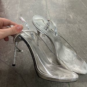 Stuart Weitzman clear silver heels size 7 1/2